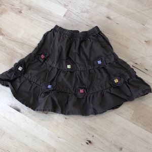Cute skirt with buttons and flowers